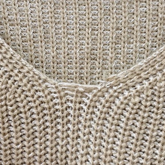 LF Sipper Sweater - Picture 5 of 6